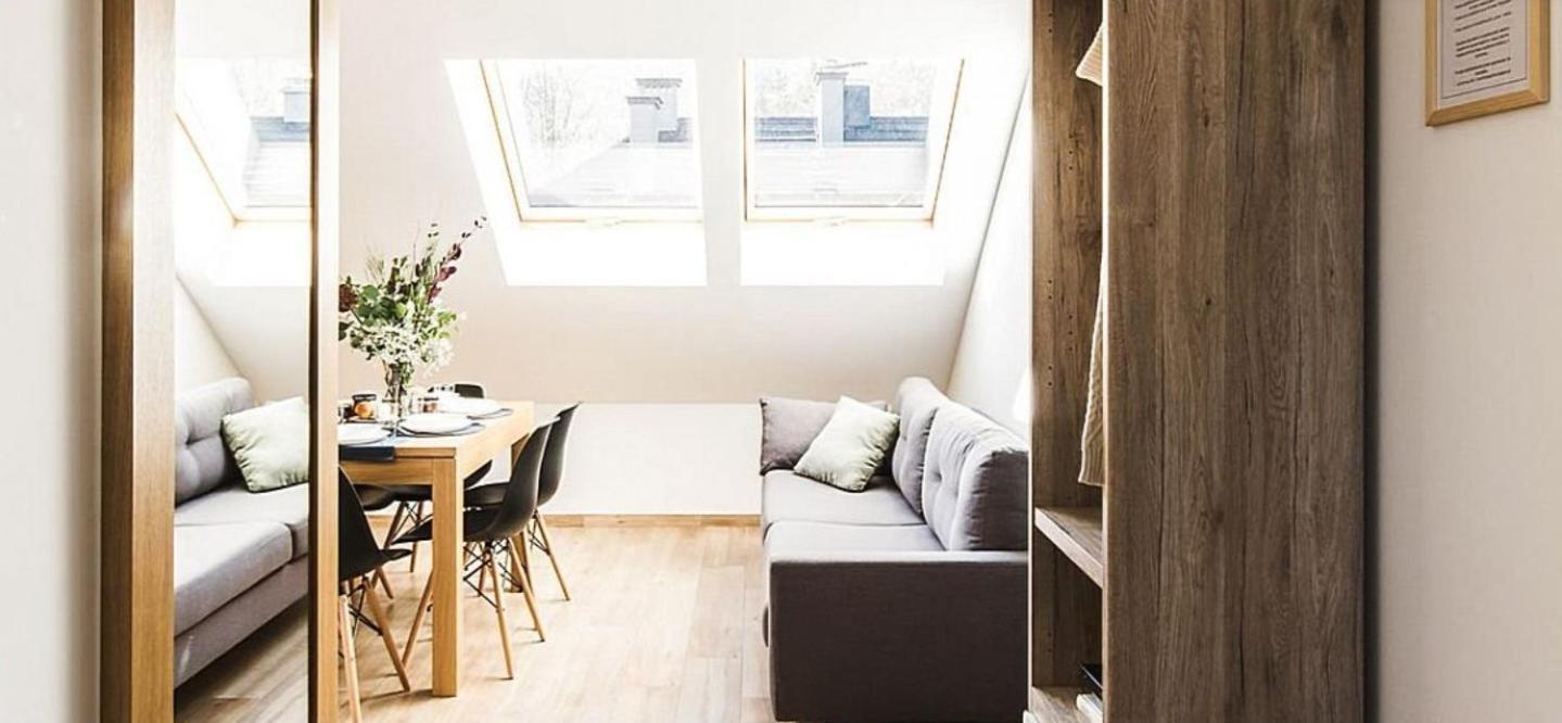 Deluxe Two-Bedroom Apartment Balcony air conditioning the Attic
